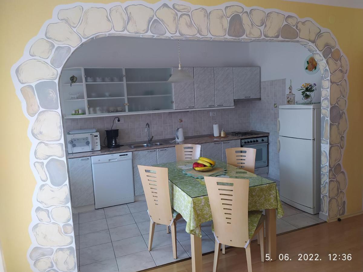 Apartment Sara Новий Винодольський Екстер'єр фото