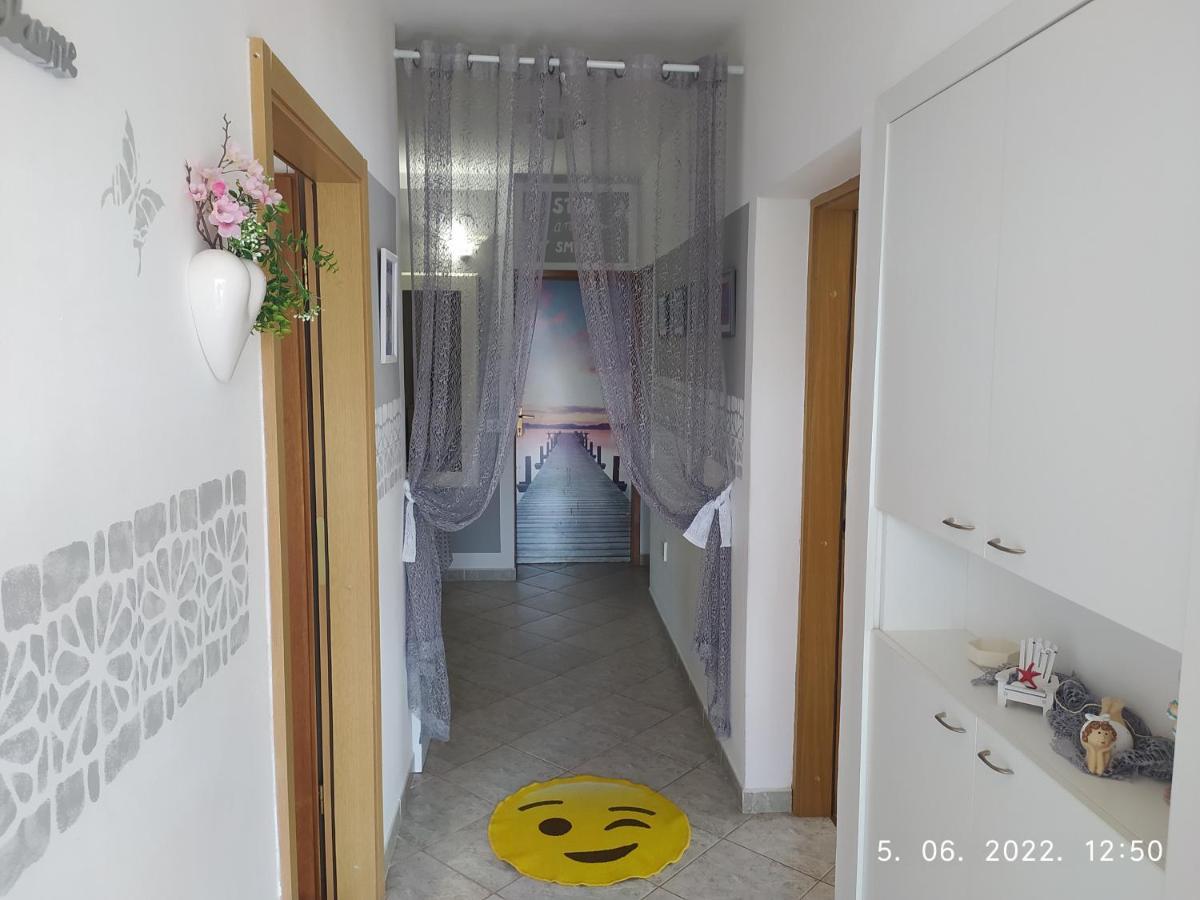 Apartment Sara Новий Винодольський Екстер'єр фото