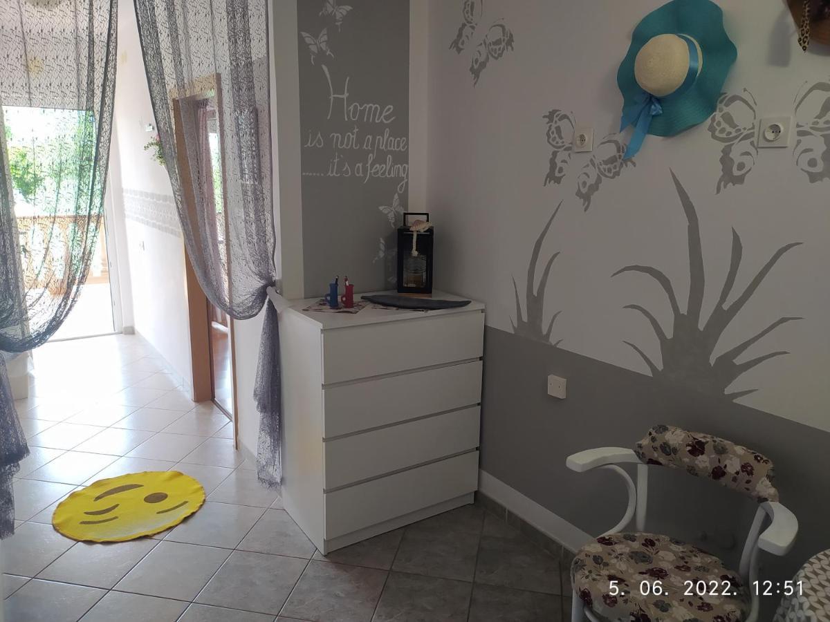 Apartment Sara Новий Винодольський Екстер'єр фото
